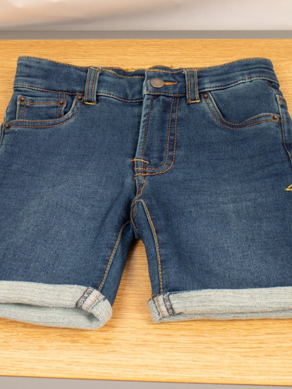 Lucky Brand Shorts Size 4 (22) Girl's Jean Shorts Dark Wash Zip Fly
